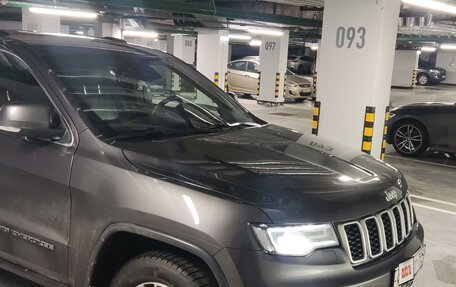 Jeep Grand Cherokee, 2018 год, 4 100 000 рублей, 3 фотография