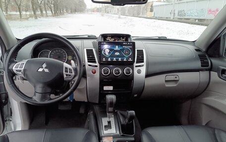 Mitsubishi Pajero Sport II рестайлинг, 2014 год, 2 350 000 рублей, 8 фотография