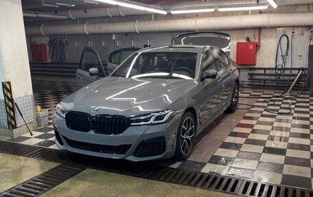 BMW 5 серия, 2021 год, 8 100 000 рублей, 4 фотография
