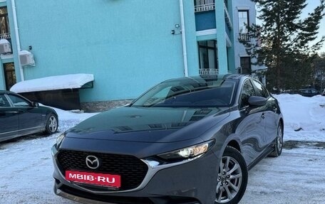 Mazda 3, 2019 год, 2 340 000 рублей, 2 фотография