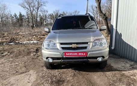 Chevrolet Niva I рестайлинг, 2013 год, 750 000 рублей, 2 фотография