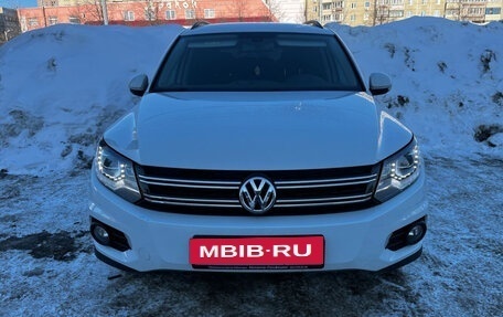 Volkswagen Tiguan I, 2014 год, 1 599 000 рублей, 2 фотография