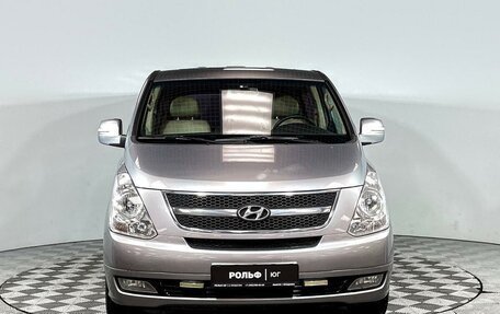 Hyundai Grand Starex Grand Starex I рестайлинг 2, 2011 год, 1 686 000 рублей, 2 фотография