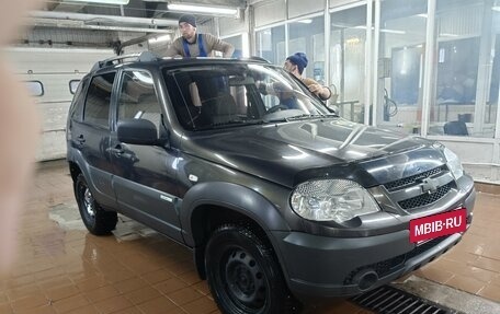 Chevrolet Niva I рестайлинг, 2012 год, 570 000 рублей, 8 фотография