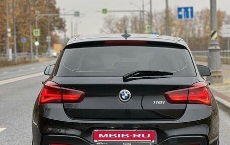 BMW 1 серия, 2019 год, 2 400 000 рублей, 7 фотография