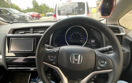 Honda Fit III, 2019 год, 1 600 000 рублей, 4 фотография