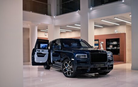 Rolls-Royce Cullinan, 2023 год, 74 632 312 рублей, 3 фотография