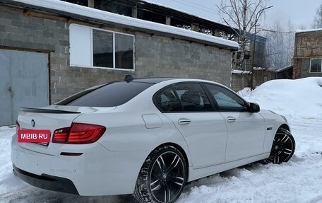 BMW 5 серия, 2011 год, 1 790 000 рублей, 12 фотография