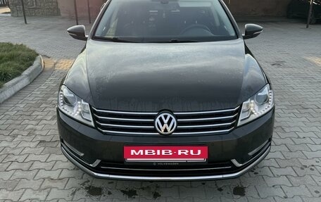 Volkswagen Passat B7, 2012 год, 1 990 000 рублей, 4 фотография