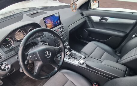 Mercedes-Benz C-Класс, 2010 год, 1 300 000 рублей, 10 фотография