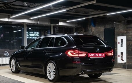BMW 5 серия, 2019 год, 4 000 000 рублей, 7 фотография