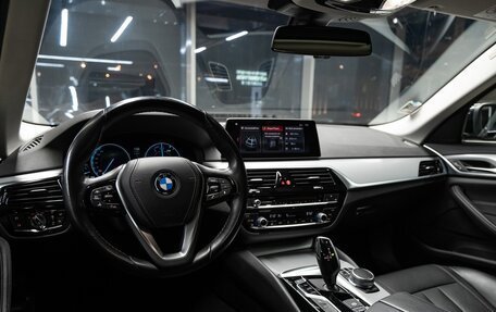 BMW 5 серия, 2019 год, 4 000 000 рублей, 16 фотография