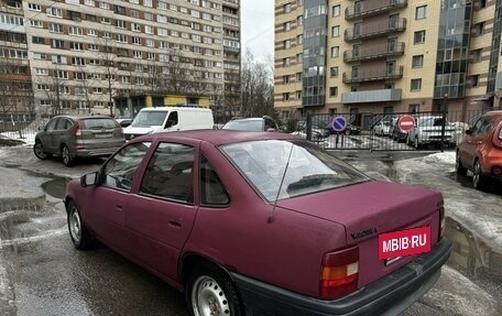 Opel Vectra A, 1989 год, 100 000 рублей, 3 фотография