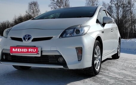 Toyota Prius, 2012 год, 1 570 000 рублей, 4 фотография