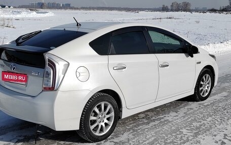 Toyota Prius, 2012 год, 1 570 000 рублей, 9 фотография