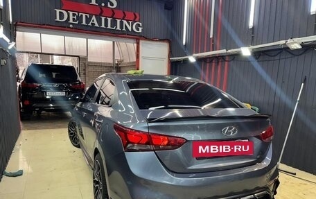 Hyundai Solaris II рестайлинг, 2018 год, 1 400 000 рублей, 2 фотография