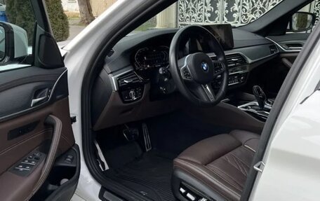 BMW 5 серия, 2021 год, 7 500 000 рублей, 3 фотография