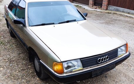 Audi 100, 1985 год, 550 000 рублей, 10 фотография