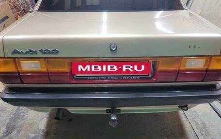 Audi 100, 1985 год, 550 000 рублей, 11 фотография