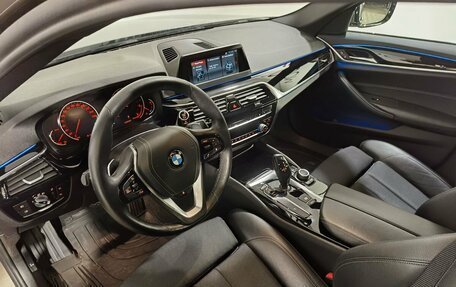 BMW 5 серия, 2018 год, 3 350 000 рублей, 12 фотография
