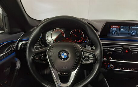 BMW 5 серия, 2018 год, 3 350 000 рублей, 17 фотография