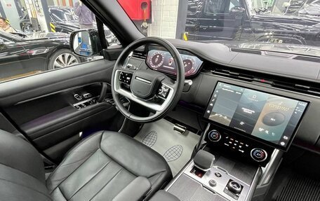 Land Rover Range Rover IV рестайлинг, 2022 год, 24 300 000 рублей, 11 фотография