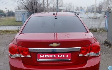 Chevrolet Cruze II, 2010 год, 820 000 рублей, 2 фотография