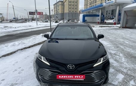 Toyota Camry, 2018 год, 2 700 000 рублей, 2 фотография