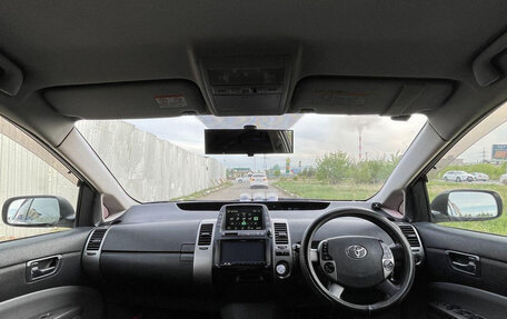 Toyota Prius, 2007 год, 790 000 рублей, 10 фотография