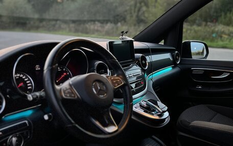 Mercedes-Benz V-Класс, 2020 год, 5 800 000 рублей, 7 фотография
