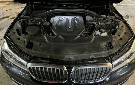 BMW 7 серия, 2018 год, 6 100 000 рублей, 2 фотография