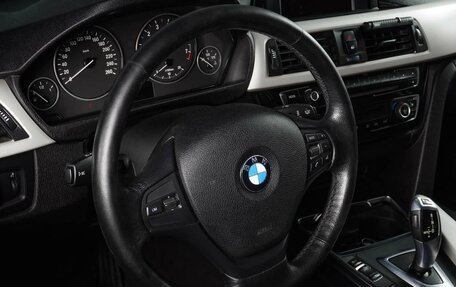 BMW 3 серия, 2015 год, 1 799 000 рублей, 12 фотография