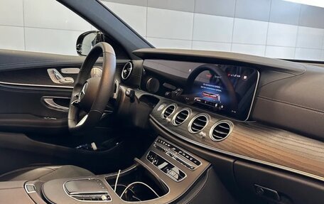 Mercedes-Benz E-Класс, 2022 год, 7 550 000 рублей, 6 фотография
