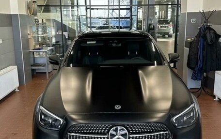 Mercedes-Benz E-Класс, 2022 год, 7 550 000 рублей, 5 фотография
