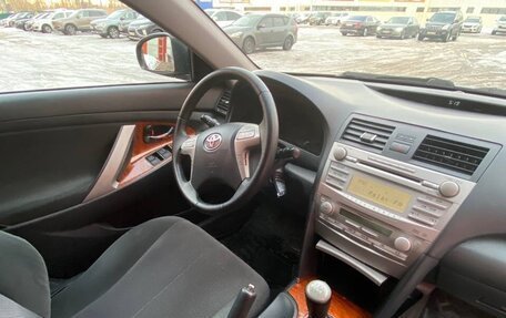 Toyota Camry, 2009 год, 1 300 000 рублей, 14 фотография