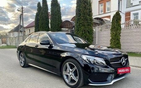 Mercedes-Benz C-Класс, 2017 год, 2 100 000 рублей, 3 фотография