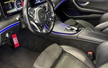 Mercedes-Benz E-Класс, 2018 год, 4 300 000 рублей, 10 фотография