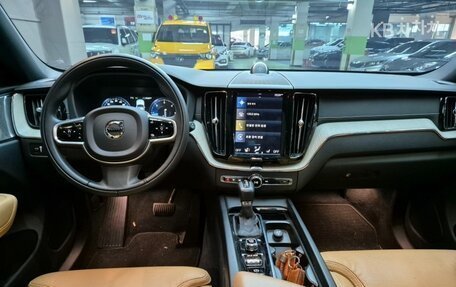 Volvo XC60 II, 2020 год, 4 100 000 рублей, 9 фотография