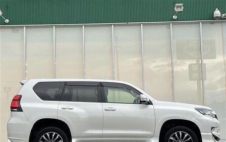 Toyota Land Cruiser Prado 150 рестайлинг 2, 2020 год, 4 200 000 рублей, 3 фотография