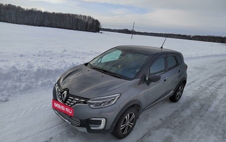 Renault Kaptur I рестайлинг, 2020 год, 2 100 000 рублей, 1 фотография