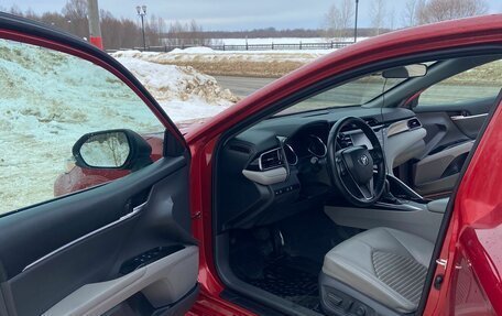 Toyota Camry, 2019 год, 2 750 000 рублей, 19 фотография
