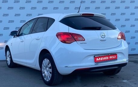 Opel Astra J, 2014 год, 900 000 рублей, 5 фотография