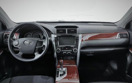 Toyota Camry, 2012 год, 1 350 000 рублей, 5 фотография