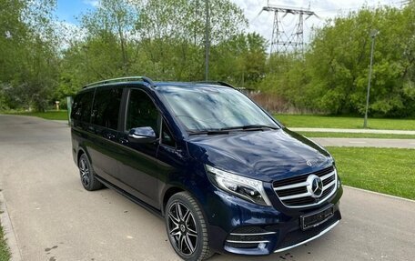 Mercedes-Benz V-Класс, 2018 год, 6 700 000 рублей, 2 фотография