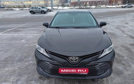 Toyota Camry, 2019 год, 2 500 000 рублей, 4 фотография