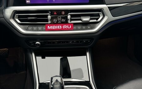 BMW 3 серия, 2019 год, 3 850 000 рублей, 11 фотография