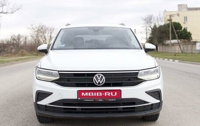 Volkswagen Tiguan II, 2021 год, 3 000 000 рублей, 1 фотография