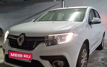Renault Logan II, 2020 год, 1 300 000 рублей, 2 фотография