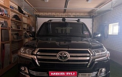 Toyota Land Cruiser 200, 2018 год, 10 500 000 рублей, 1 фотография