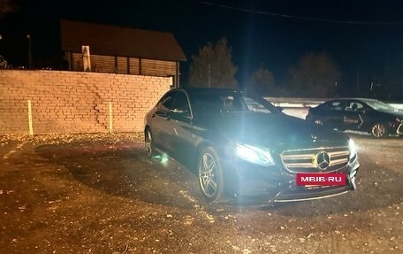 Mercedes-Benz E-Класс, 2019 год, 4 200 000 рублей, 7 фотография